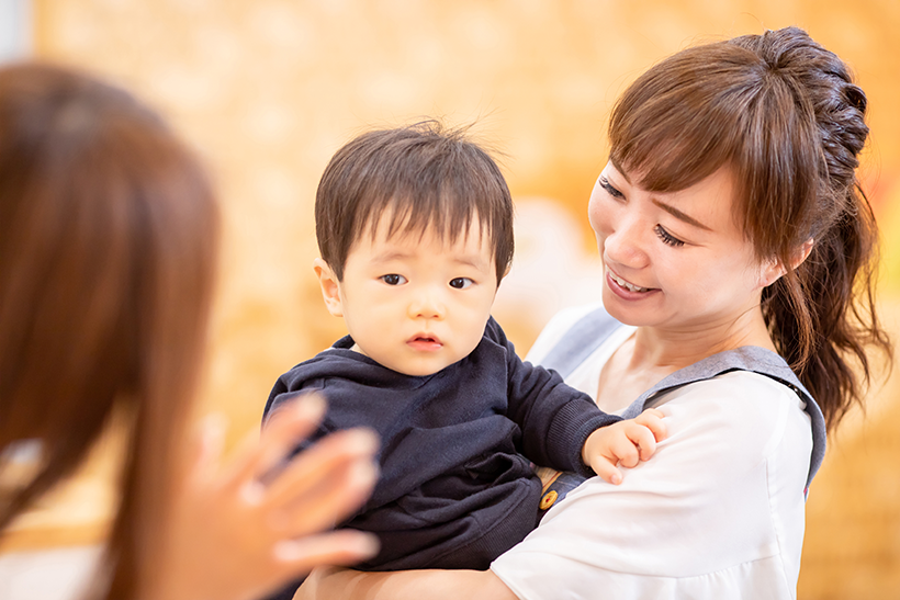 女性保育士が同行した、ご自宅での出張撮影もOK